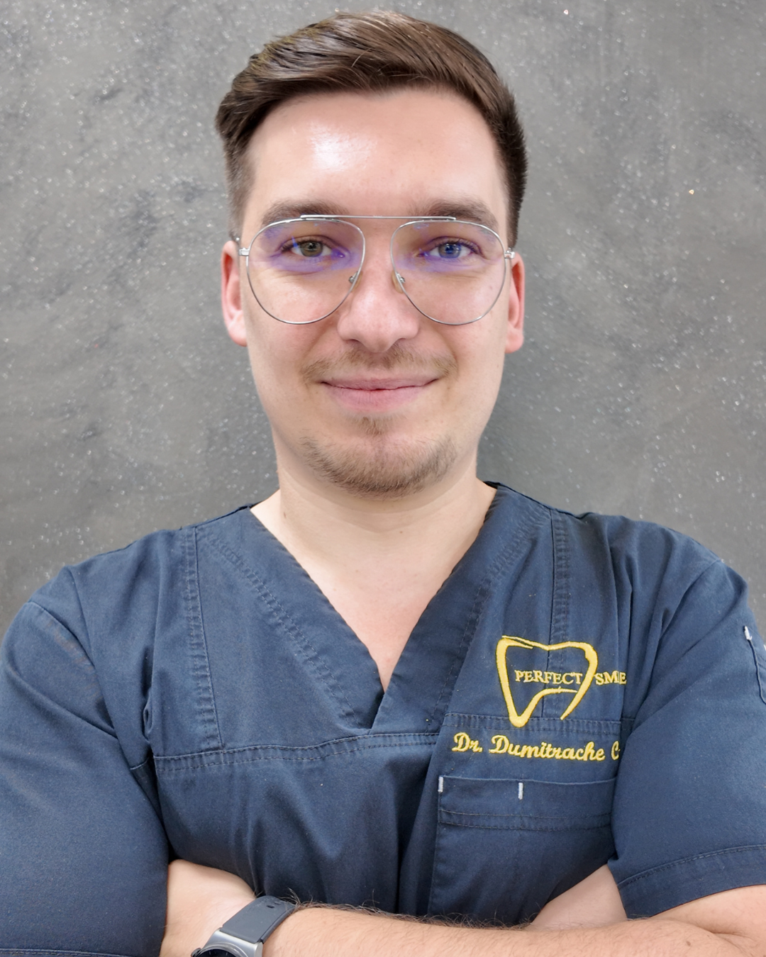 Dr. Dumitrache Cosmin - Medic Stomatolog la clinica stomatologică PerfectSmileGlim Vârteju